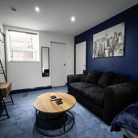 Newly Refurbished 6 Person En-Suite Apartment Tyne & Wear Newcastle Upon Tyne Killingworth Exteriör bild