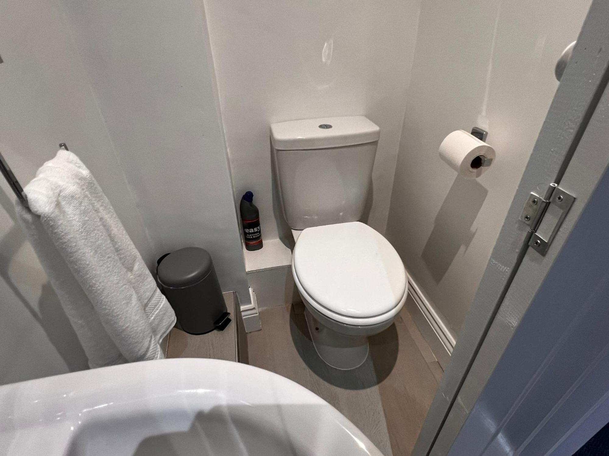 Newly Refurbished 6 Person En-Suite Apartment Tyne & Wear Newcastle Upon Tyne Killingworth Exteriör bild