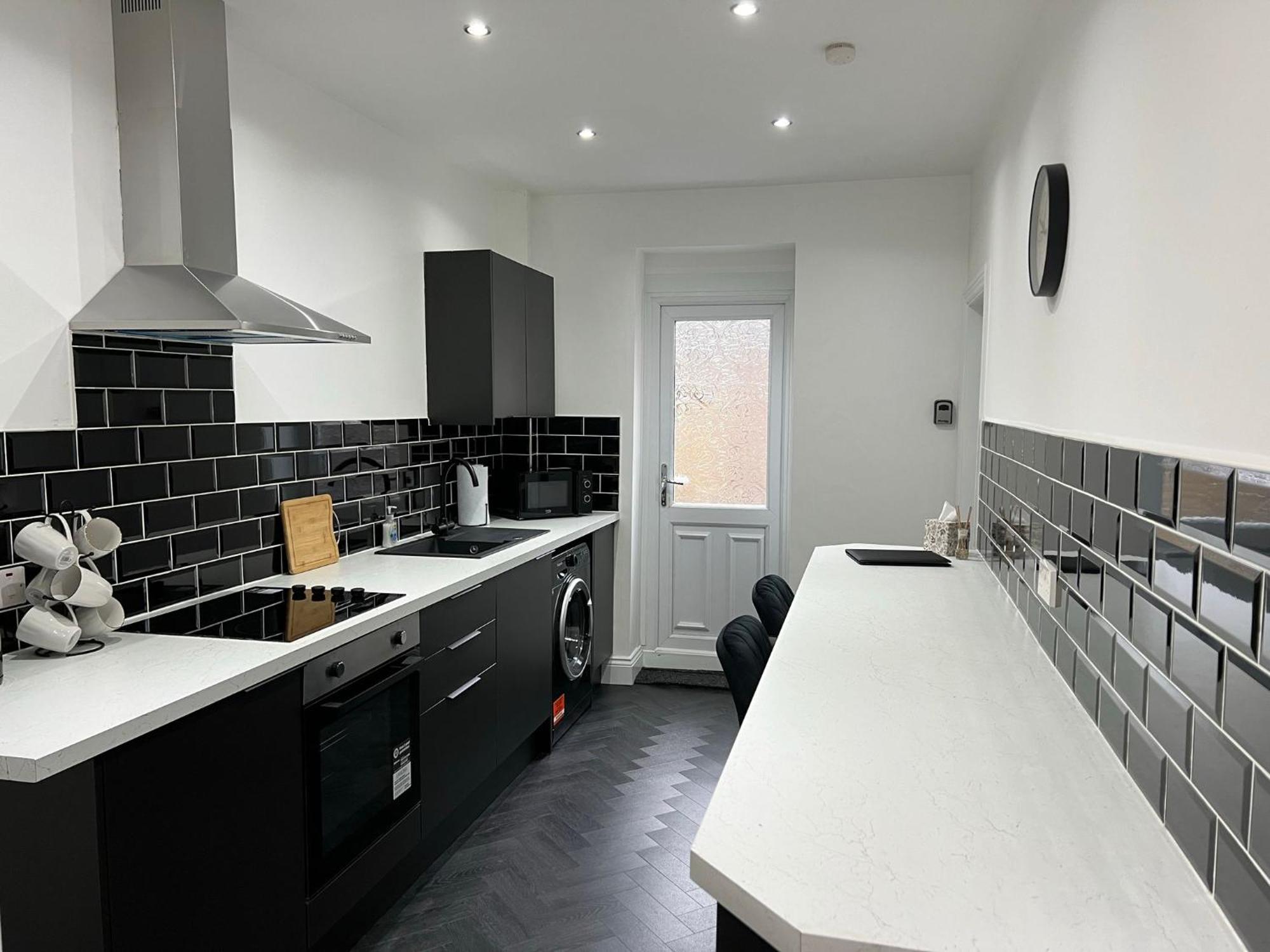 Newly Refurbished 6 Person En-Suite Apartment Tyne & Wear Newcastle Upon Tyne Killingworth Exteriör bild